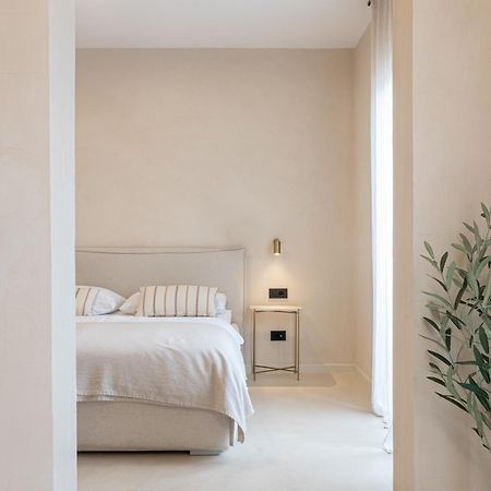 Hotel Lo͝Or Luxury Retreat à Stobreč Extérieur photo