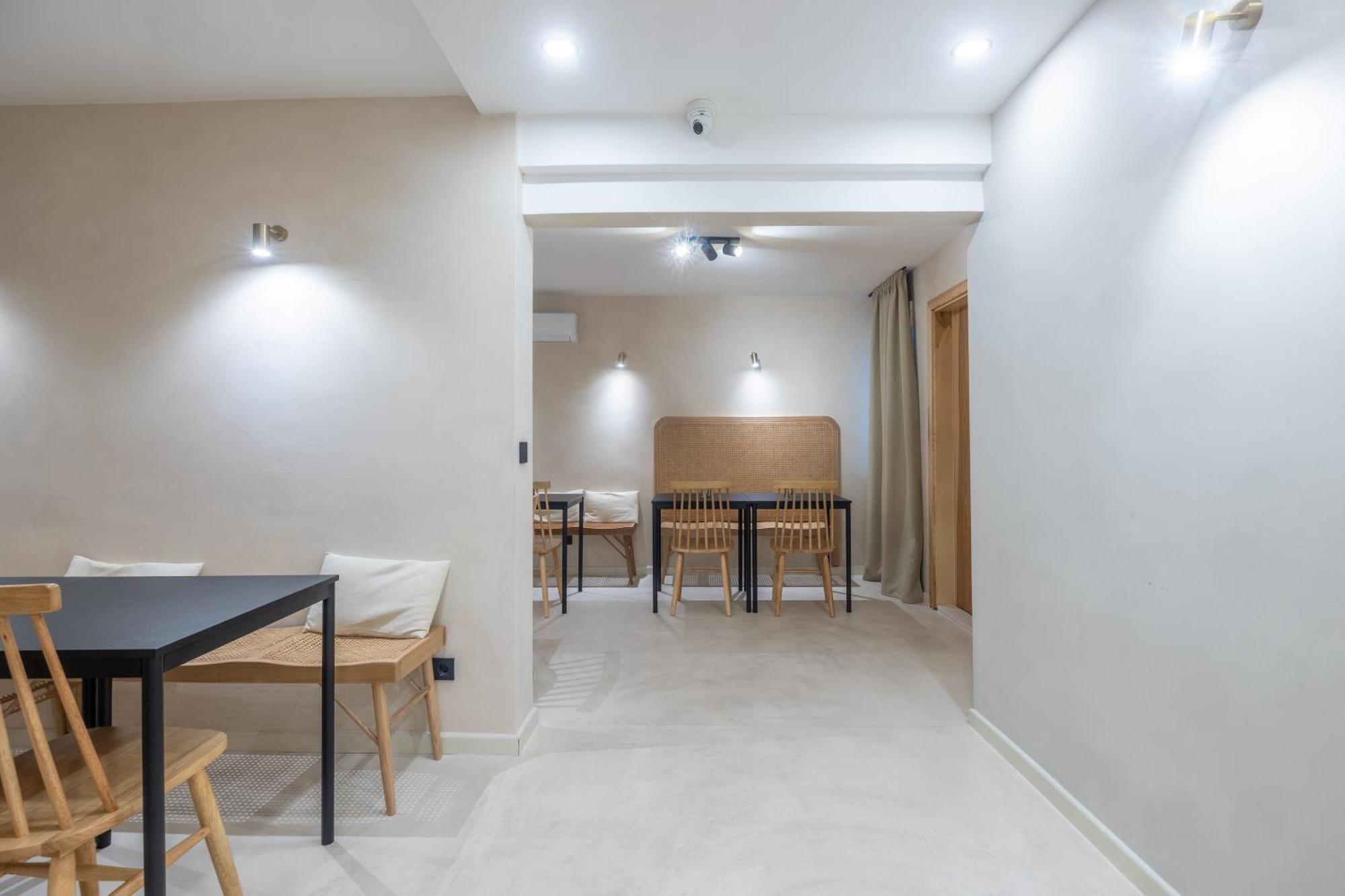 Hotel Lo͝Or Luxury Retreat à Stobreč Extérieur photo