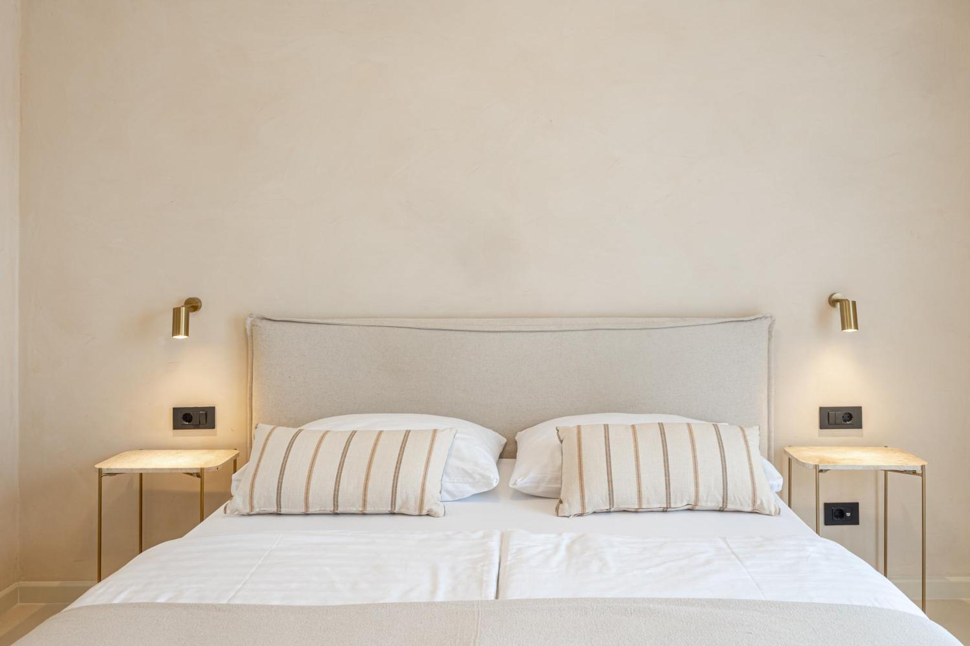 Hotel Lo͝Or Luxury Retreat à Stobreč Extérieur photo
